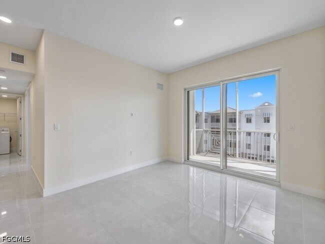 Building Photo - 26589 Rosewood Pointe Dr