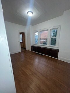 Building Photo - 1117 Stolp Ave. - 4 bedroom and 2 bathroom...