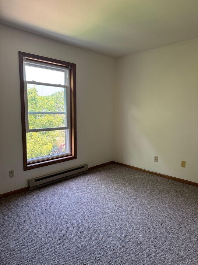 Building Photo - 1018 Gammon Ln