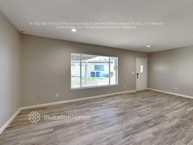 Building Photo - 2458 E Alpine Ave