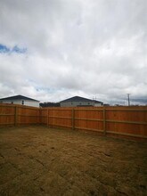 Building Photo - 2404 Alterman Dr