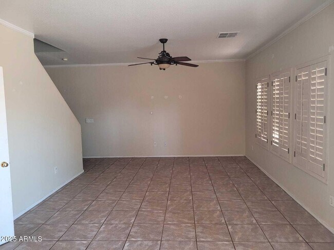 Building Photo - 1364 S Wagon Wheel Ct