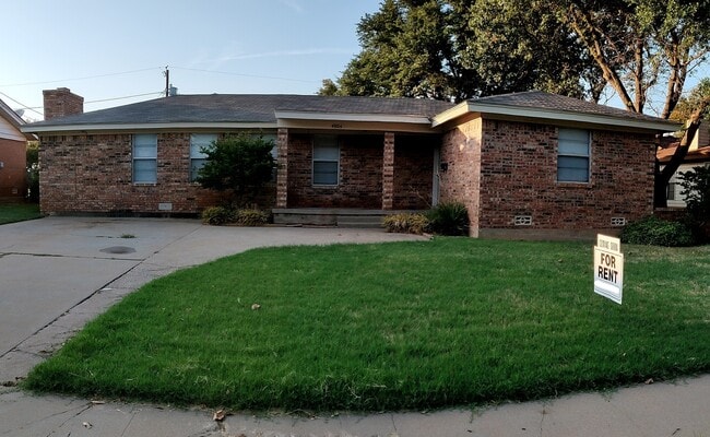 Building Photo - 4806 Lindale Dr