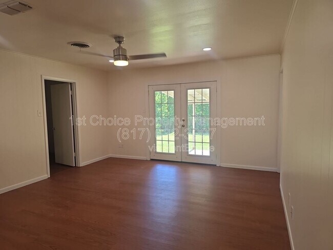 Building Photo - 5621 Wedgworth Rd
