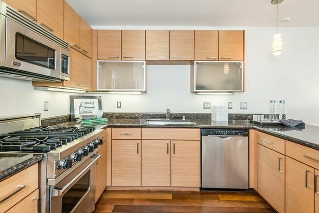 Photo - 1810 Polk St Apartment