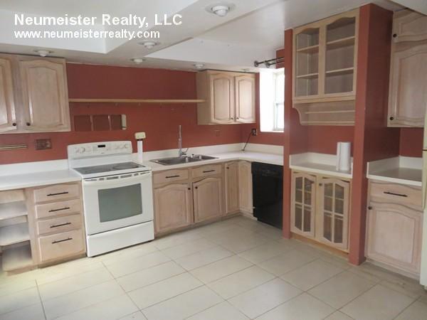 Building Photo - 354 Hurley St