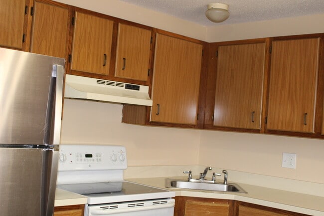 Building Photo - 58 Craftwood Rd