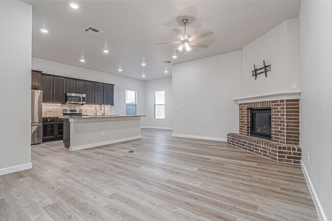 Building Photo - 6106 Purtis Crk Dr