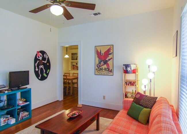 Foto del edificio - 1655 Harold St