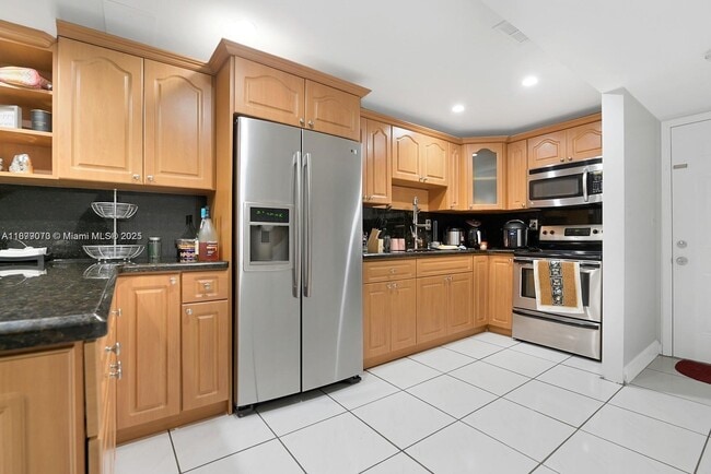 Foto del edificio - 1555 W 44th Pl