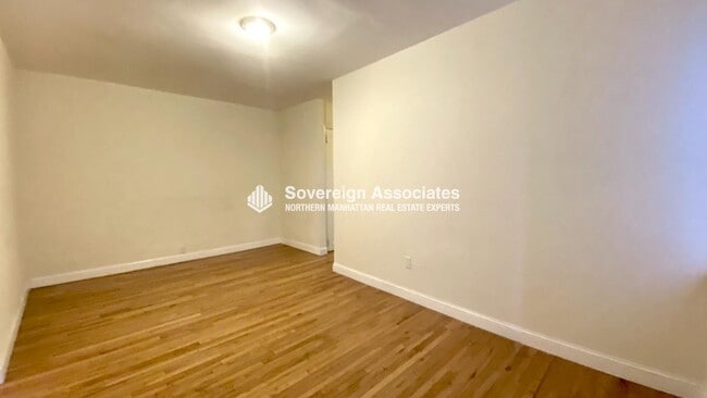 Building Photo - 1803 Riverside Dr