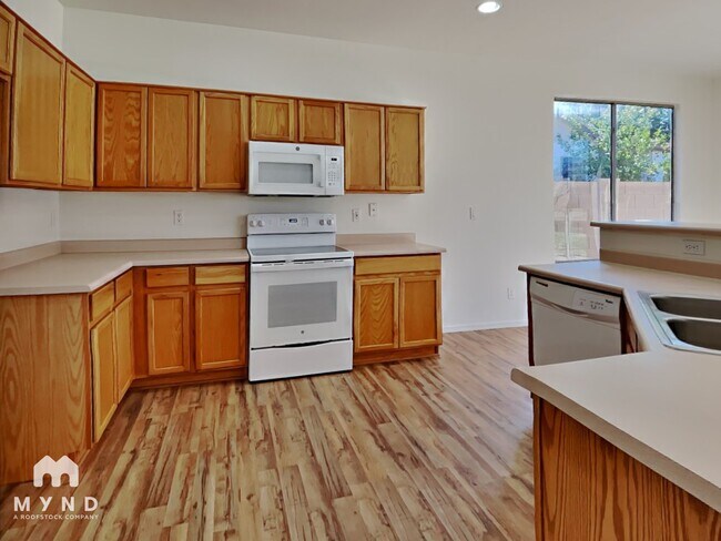 Building Photo - 13133 W Citrus Way