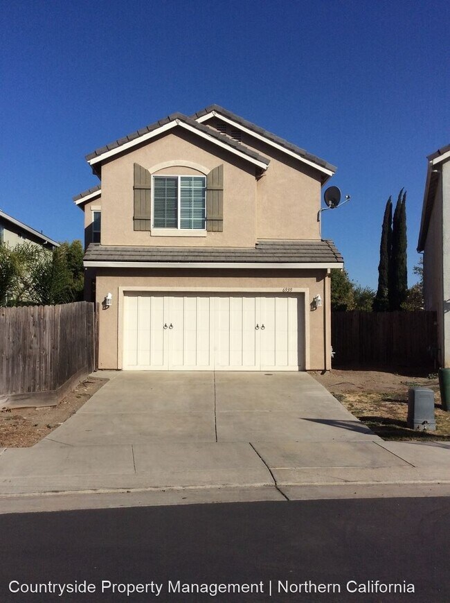 Building Photo - 3 br, 2.5 bath House - 6939 Montauban Avenue