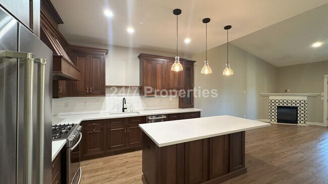 Foto del edificio - 3 BD | 2 BA House with Fenced Backyard and...