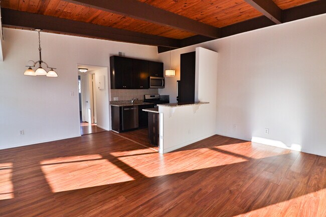 Building Photo - 7723 Donnybrook Ct