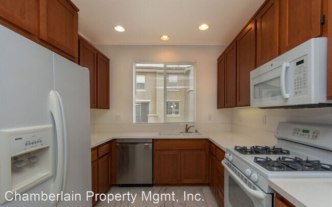 Foto del edificio - 2 br, 2.5 bath House - 1114 Elfin Forest Rd W