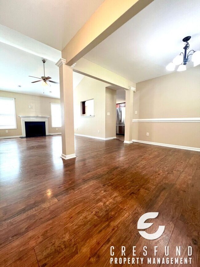 Foto del edificio - Conveniently Located Close to RALEIGH/RDU/...