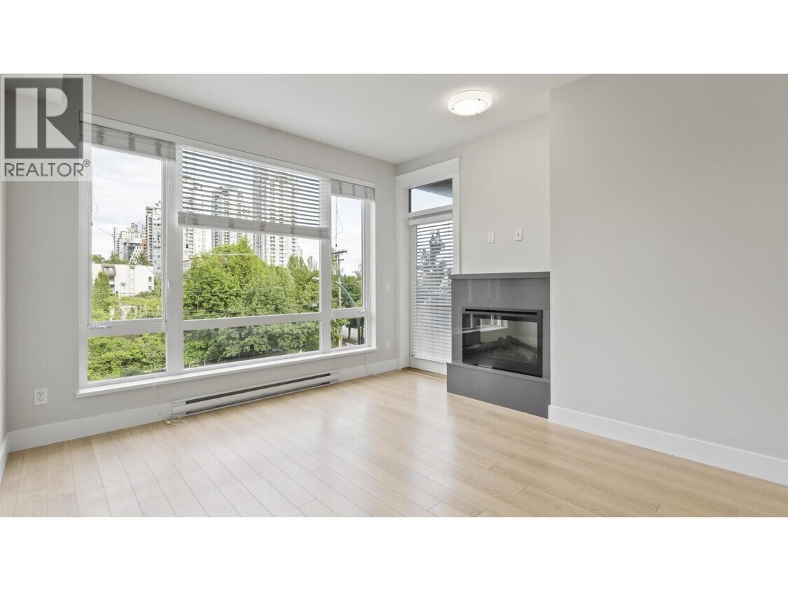 Primary Photo - 1188 Johnson St