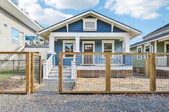 Building Photo - 1224 Waverly St