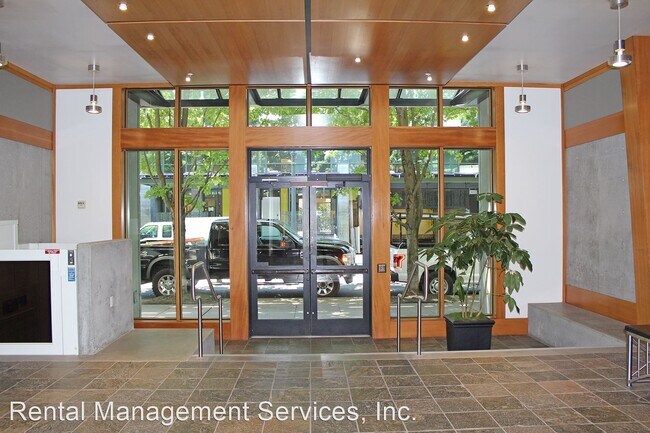 Building Photo - 2 br, 2 bath House - 820 NW 12th Ave  #512