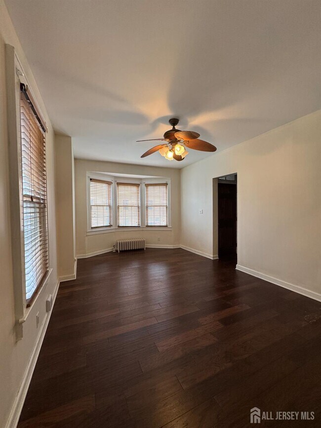 Foto del edificio - 80 Commerce St