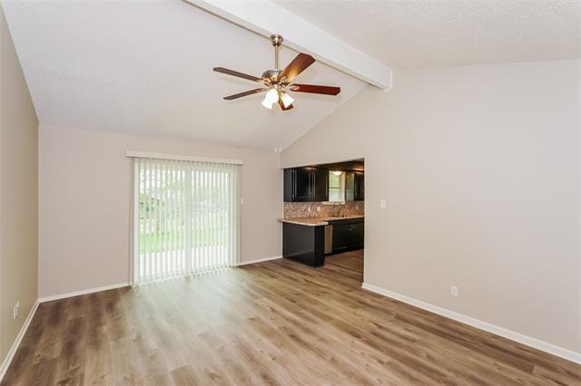 Foto del edificio - 5600 Macaskill Dr