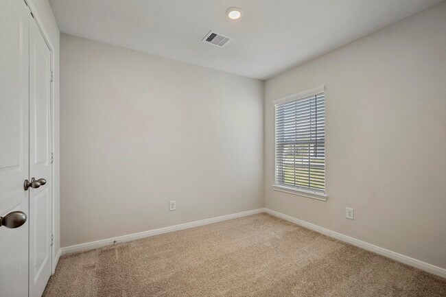 Foto del edificio - 10430 Red Cardinal Dr