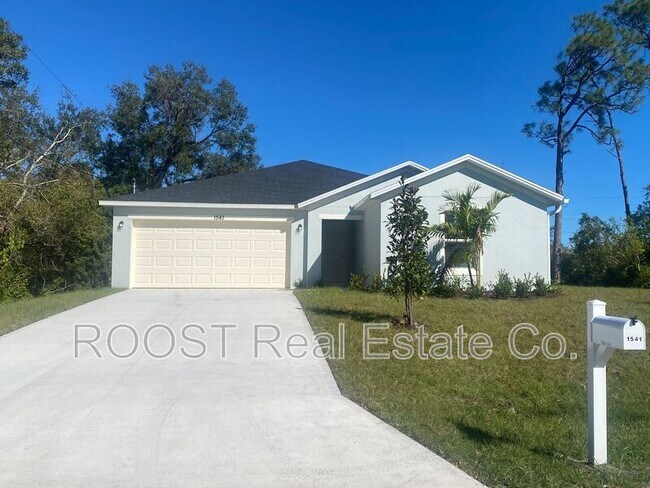 Foto del edificio - 1541 Newport St SE