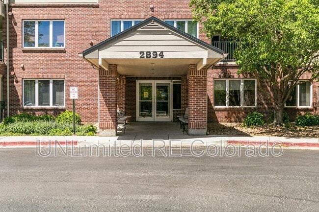 Building Photo - 2894 W Riverwalk Cir