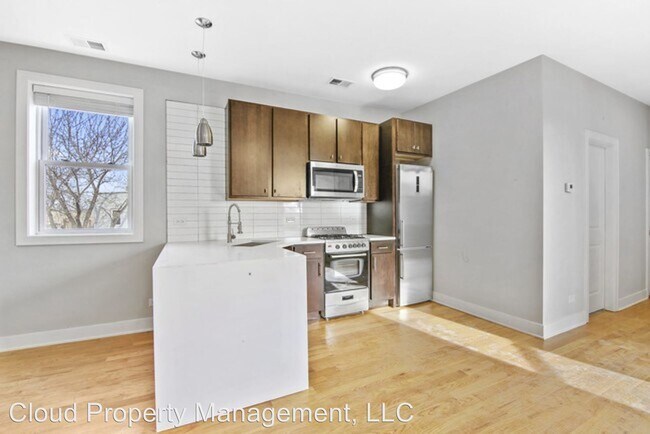Foto del edificio - 2 br, 2 bath Apartment - 3300 S Bell Ave