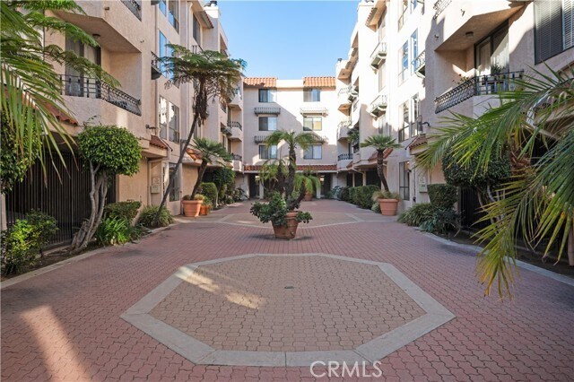 Foto del edificio - 28006 S Western Ave