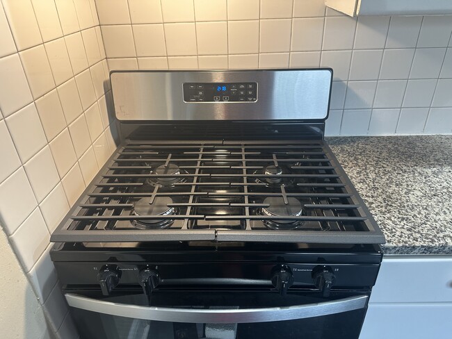 New appliances - 115 W Sidney Ave