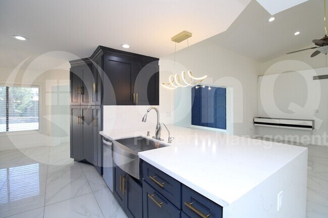 Foto del edificio - 14819 N 58th St