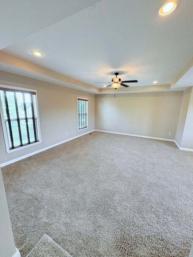 Foto del edificio - Charming 4 beds 2 bath in Lewis Center!