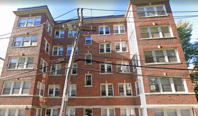 Building Photo - 305 Allston St