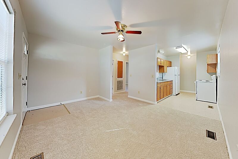 Primary Photo - 1154 Kirkland Ave