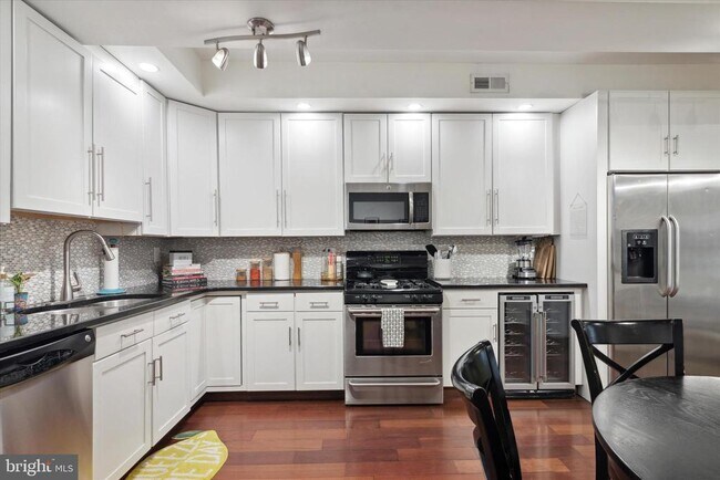 Building Photo - 844-46-846 N 29th St