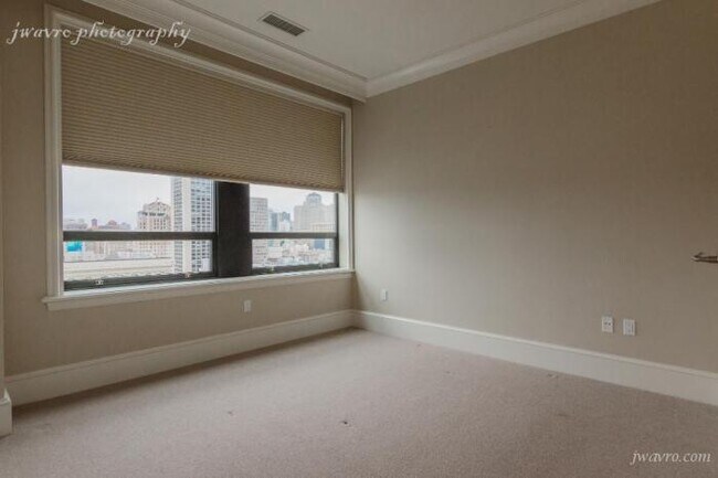 Building Photo - 2 bedroom in San Francisco CA 94104