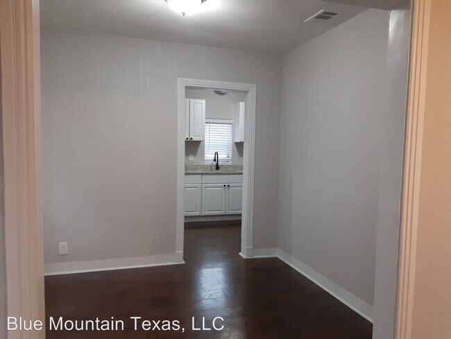 Foto del edificio - 2 br, 2 bath House - 3317 James Ave.