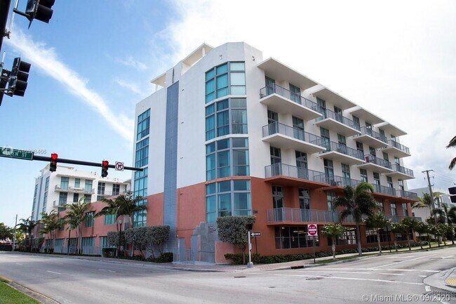 Building Photo - 2100 Van Buren St