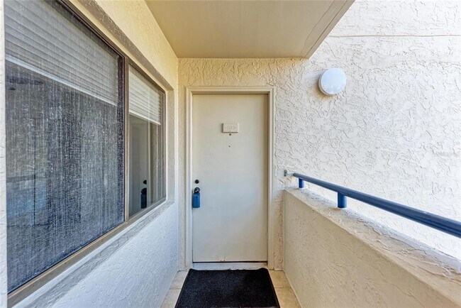 Foto del edificio - 835 S Osprey Ave