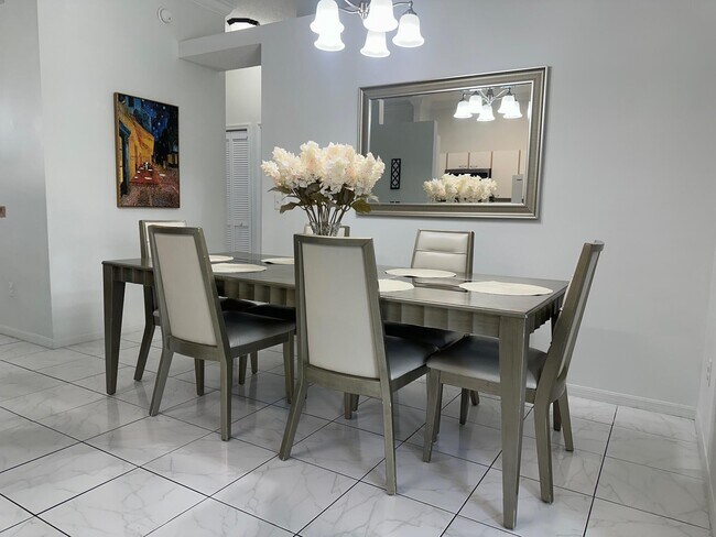 Foto del edificio - 717 Lake Wellington Dr