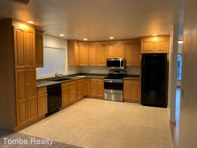 Building Photo - 3 br, 2 bath House - 4314 Gilford Lane