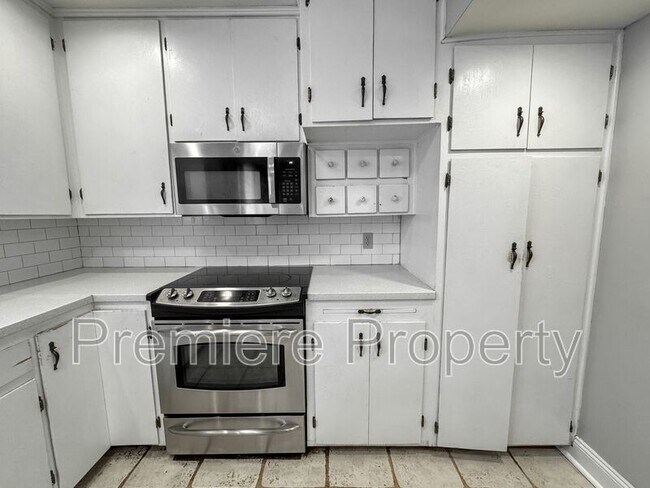Building Photo - 3369 N 59th Ter