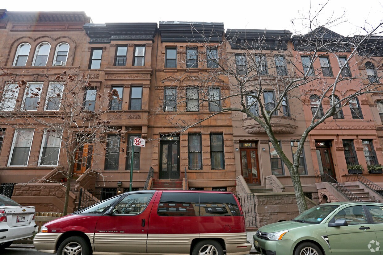 Building Photo - 534 W 142nd St
