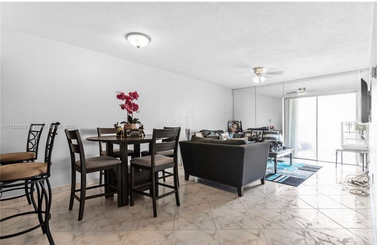 1950 W 54th St Unit 214, Hialeah, FL 33012 Condo for Rent in Hialeah