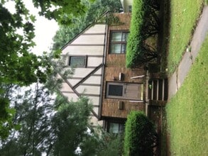 Building Photo - 603 E Illinois Ave