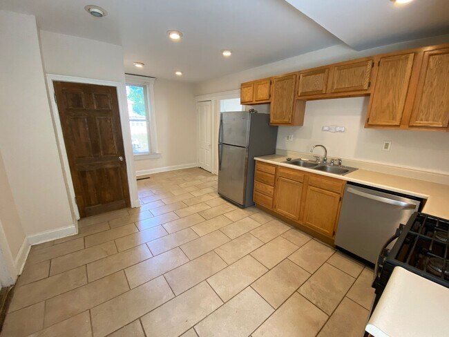 Foto del edificio - Northwest of OSU Campus! Single Family Hou...