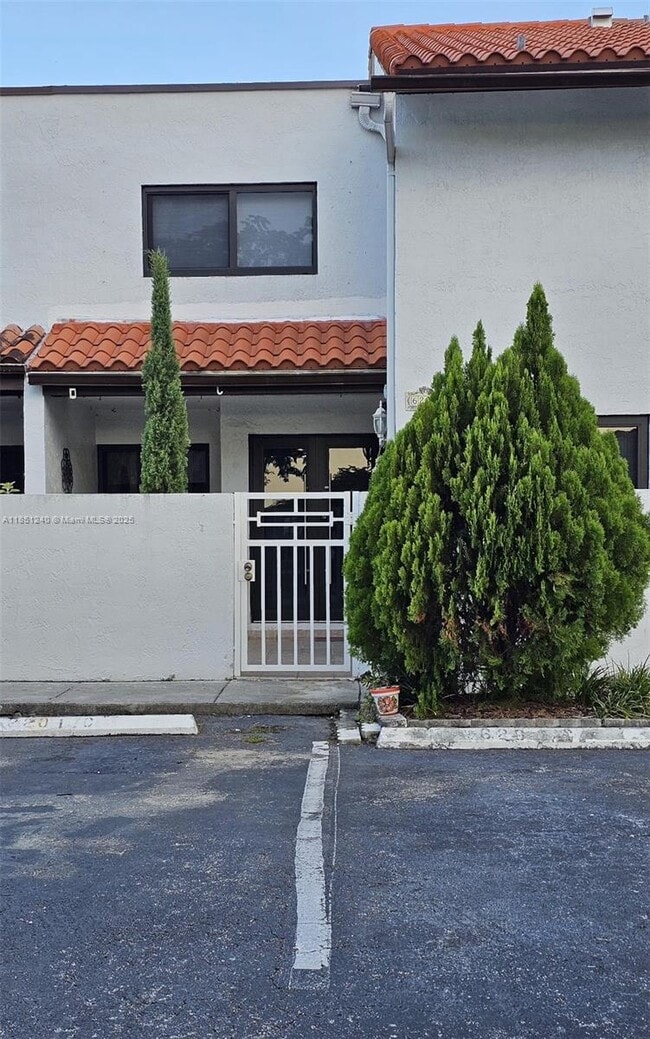 Foto del edificio - 6201 SW 138th Ct