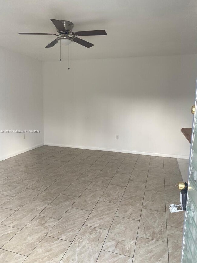 Foto del edificio - 12665 NE 16th Ave